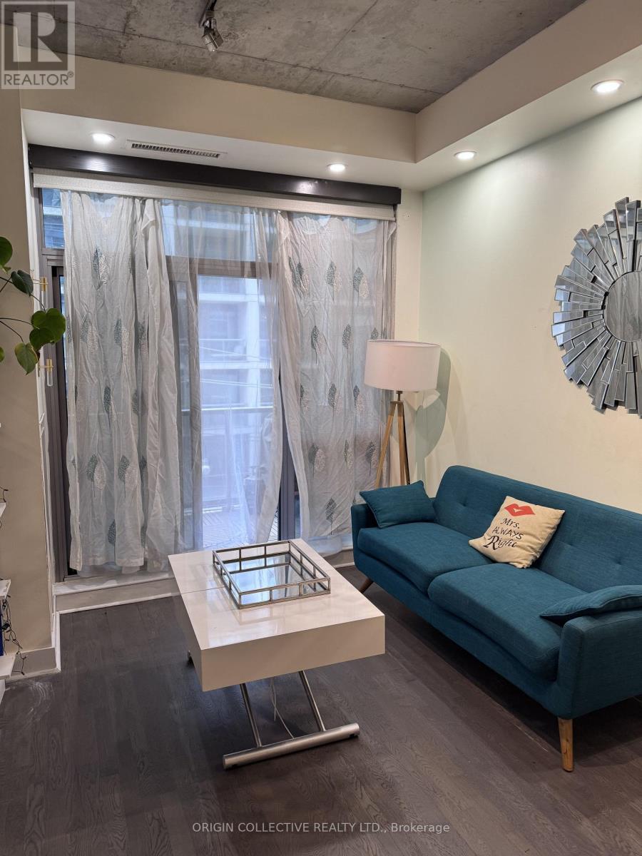#417 399 ADELAIDE STREET W - 1