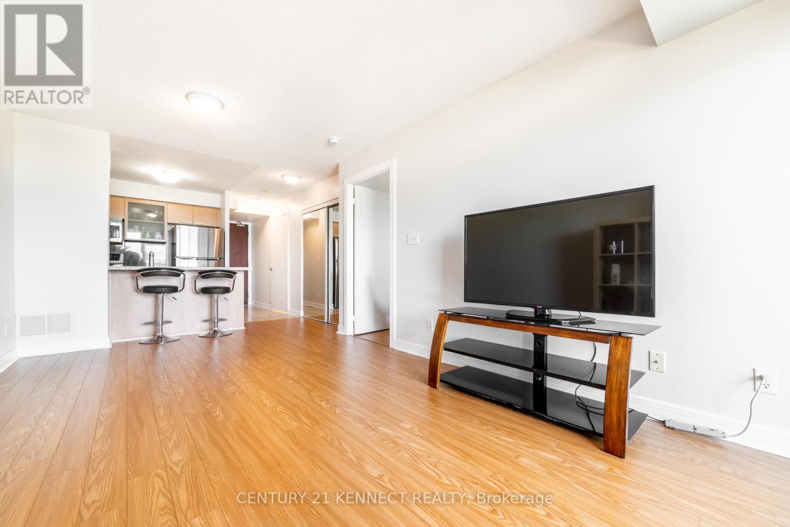 #1509 16 HARRISON GARDEN BOULEVARD - 10