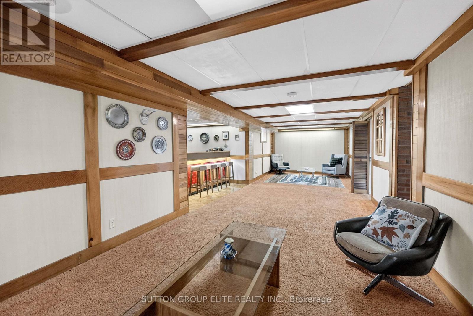 1986 SPRUCE HILL ROAD - 36