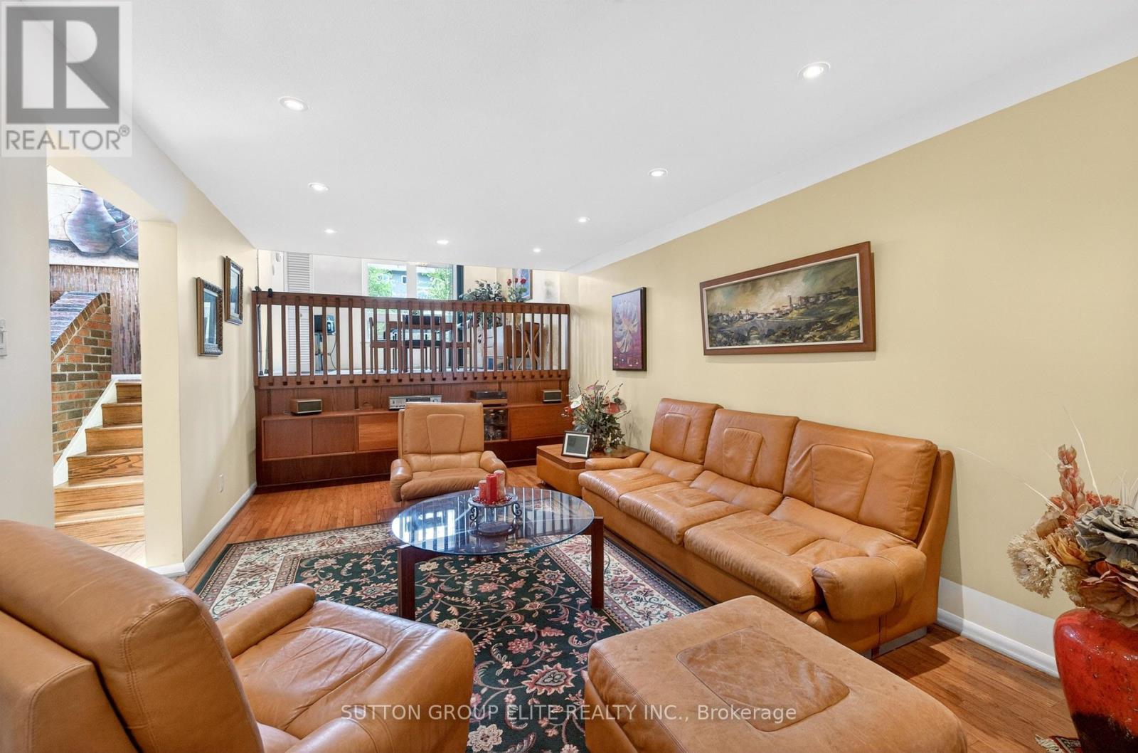 1986 SPRUCE HILL ROAD - 8