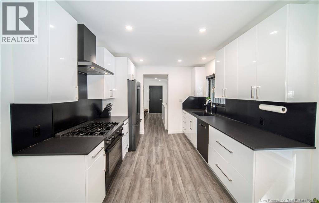 34 Simcoe Court - 2