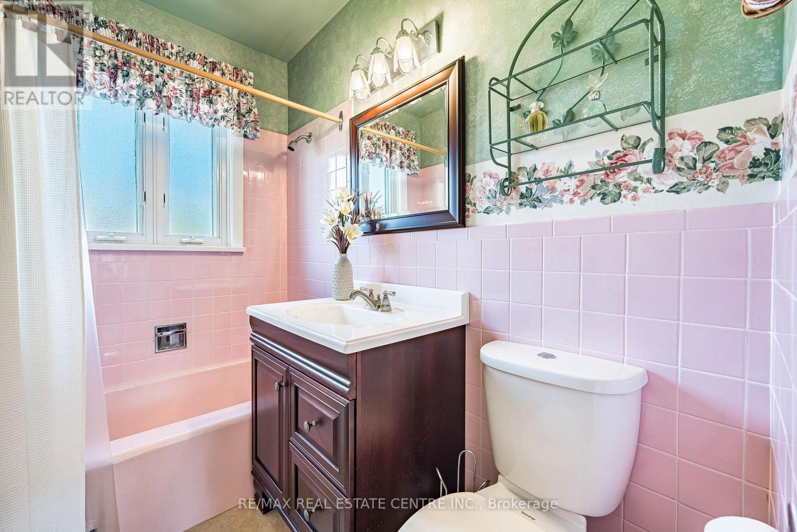 2591 WHALEY DRIVE - 29