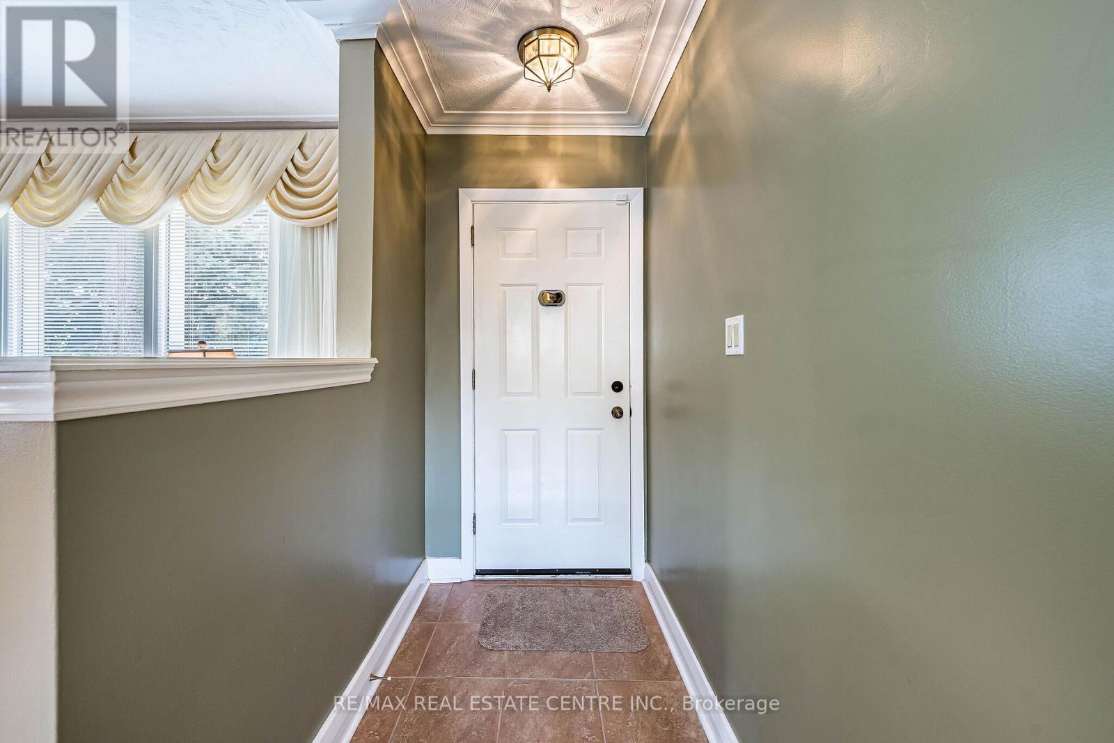 2591 WHALEY DRIVE - 5