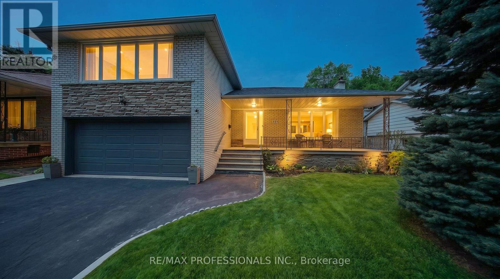 14 WIDDICOMBE HILL - Image 2