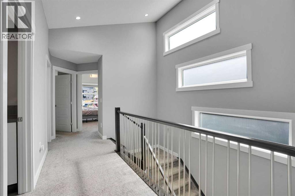 4405 20 Avenue NW — photo 25