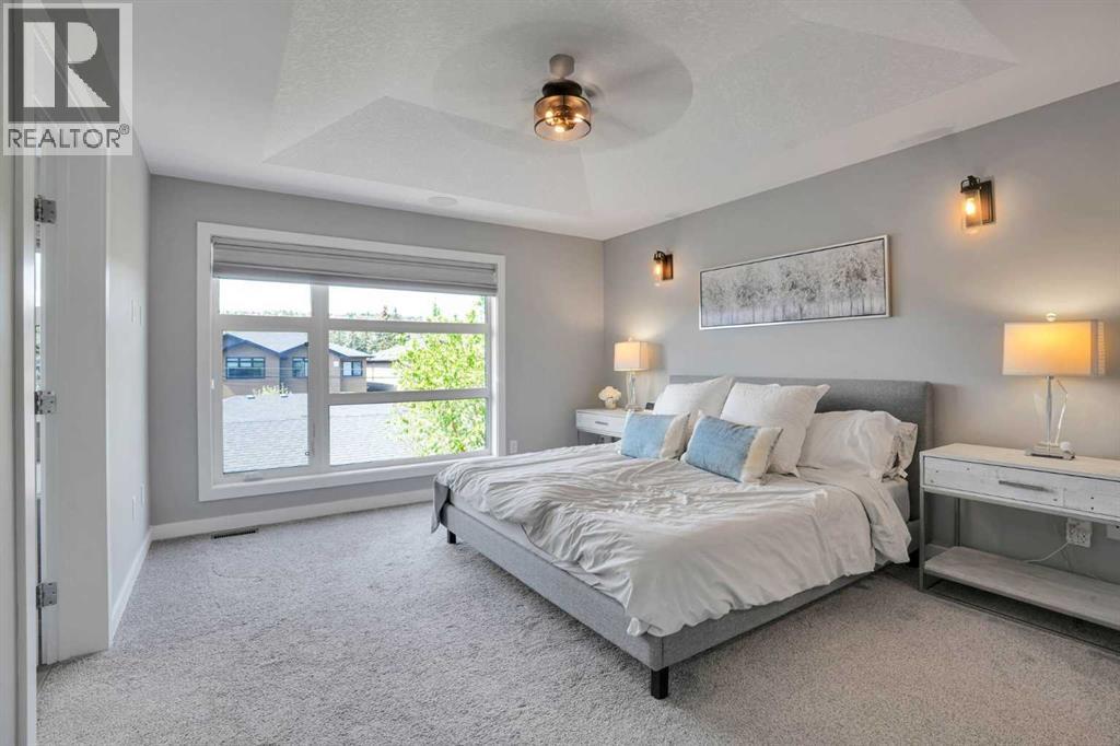 4405 20 Avenue NW — photo 28
