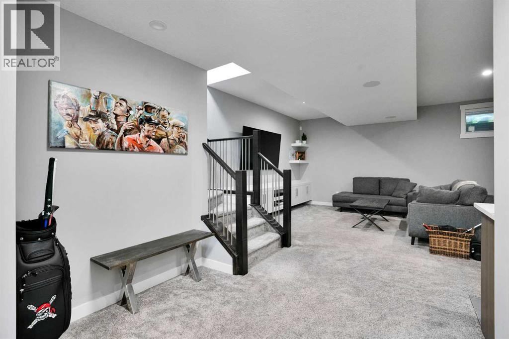 4405 20 Avenue NW — photo 44