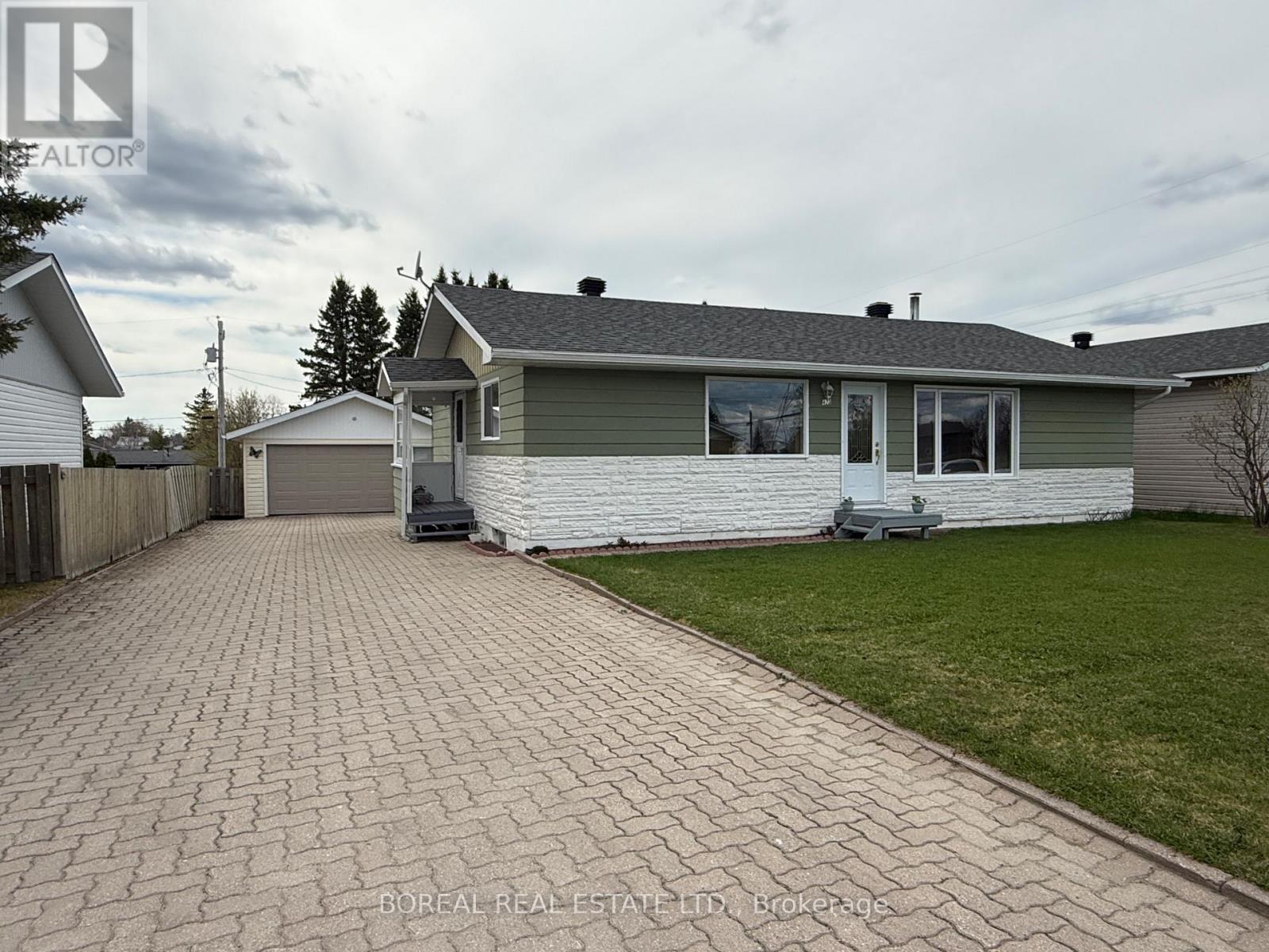 423 FOURTEENTH AVENUE