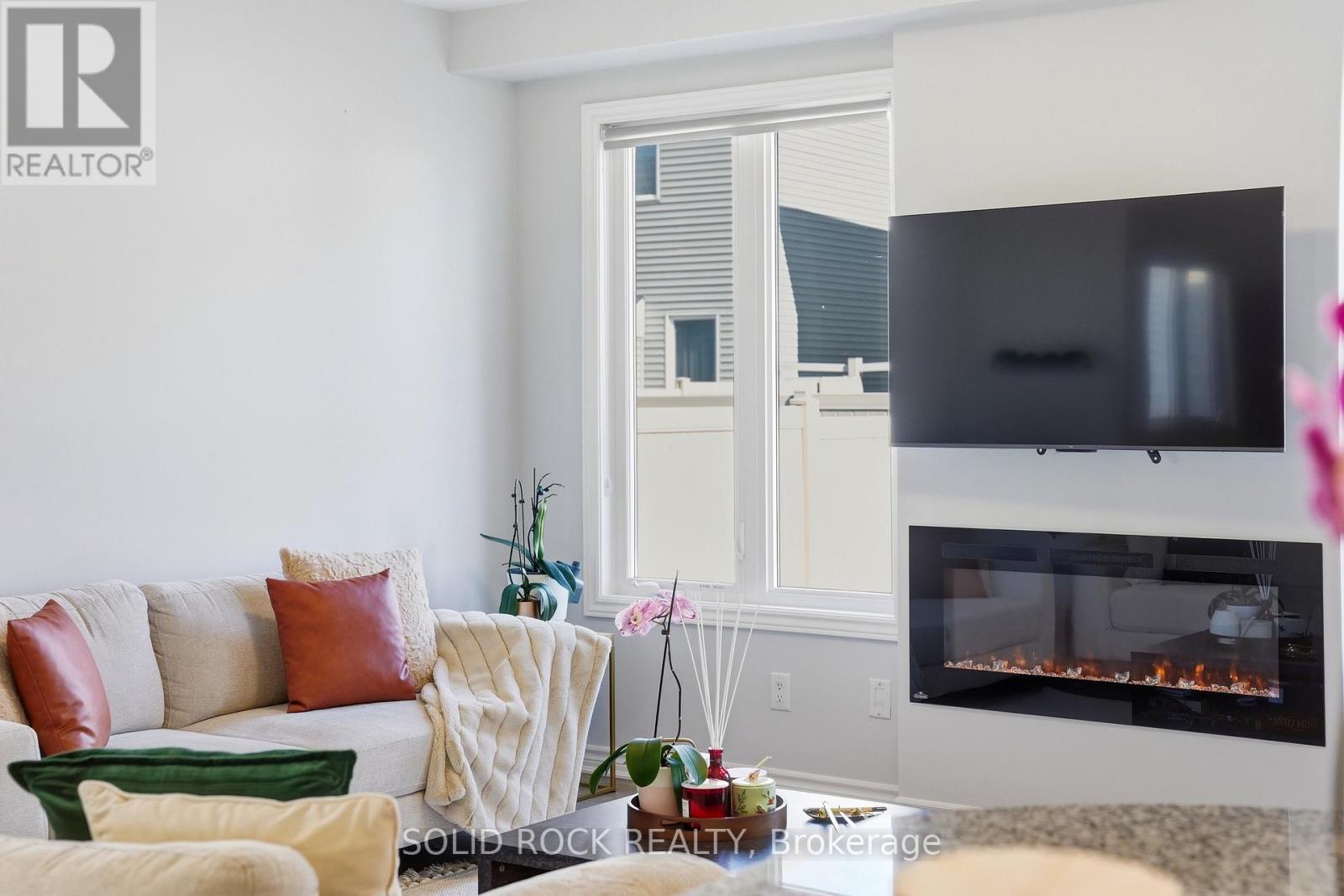 317 PROXIMA TERRACE - 20