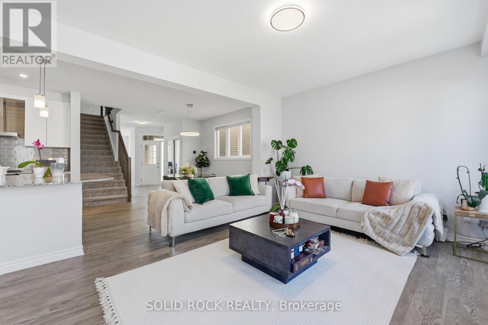 317 PROXIMA TERRACE - 23