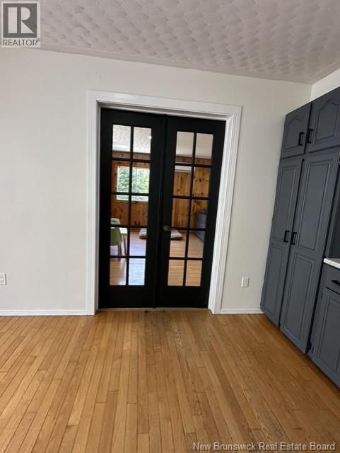 5 Ray Street - 6