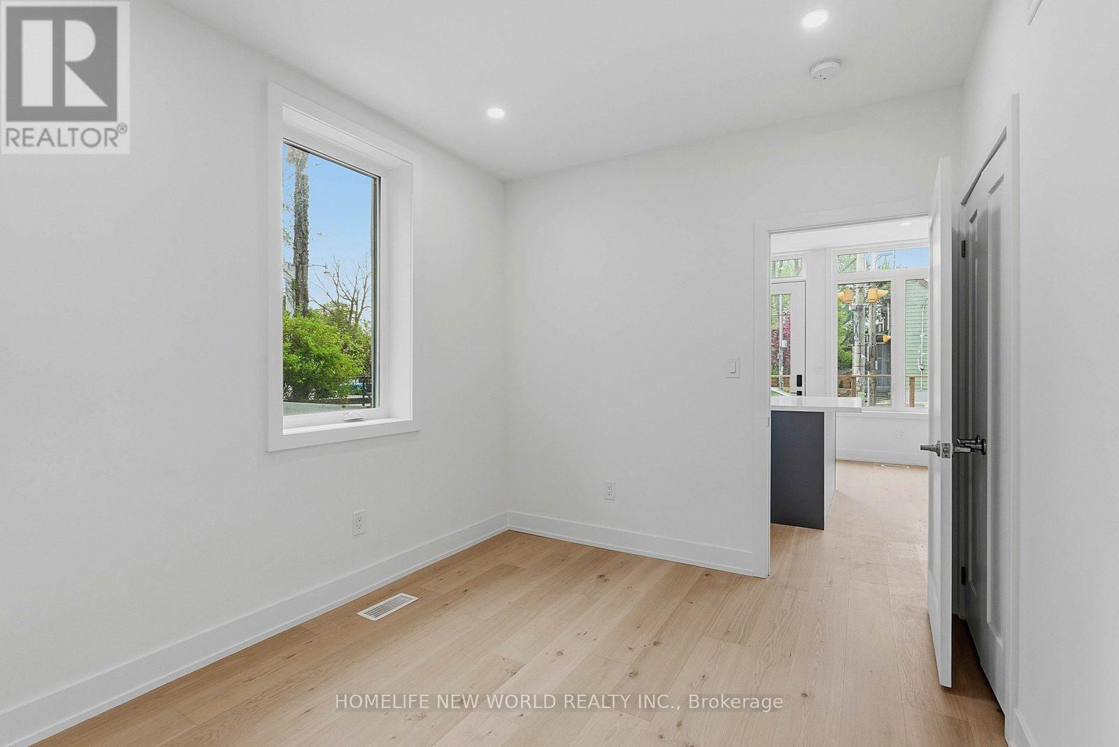 1842 DUNDAS STREET E - 15