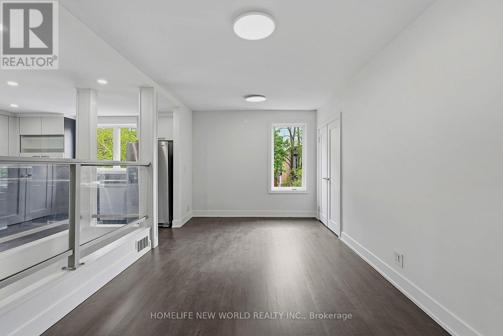 1842 DUNDAS STREET E - 36