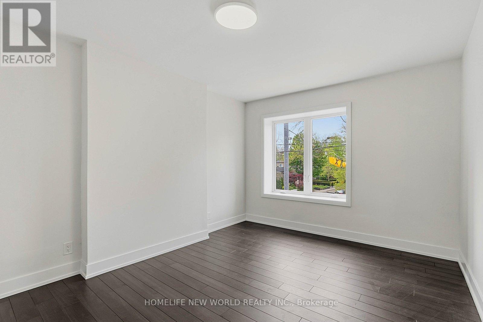 1842 DUNDAS STREET E - 42