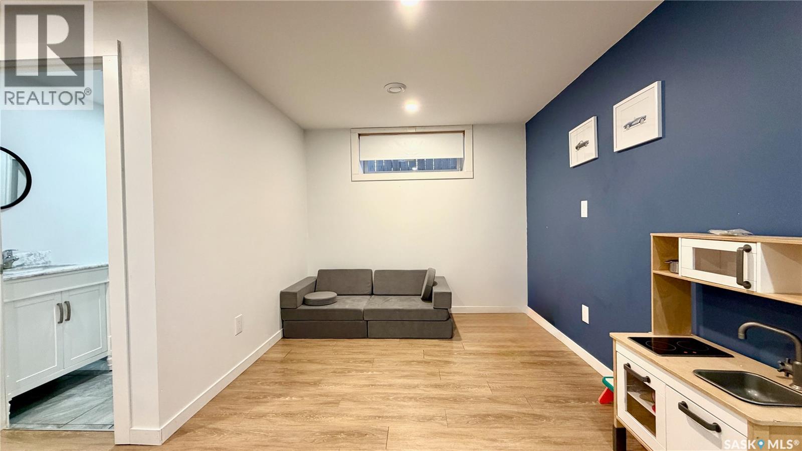 230 Veltkamp LANE - 25