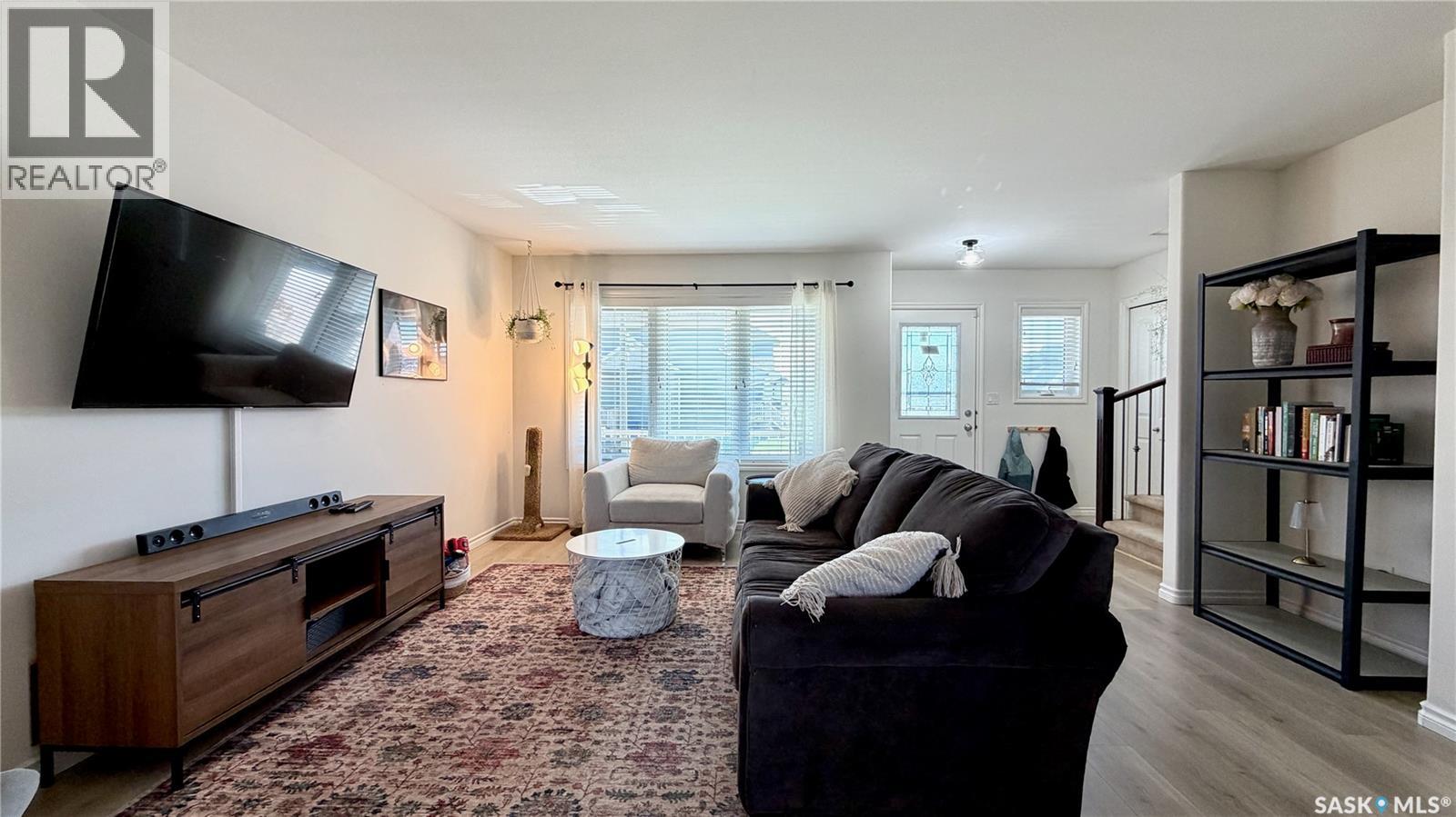 230 Veltkamp LANE - 4