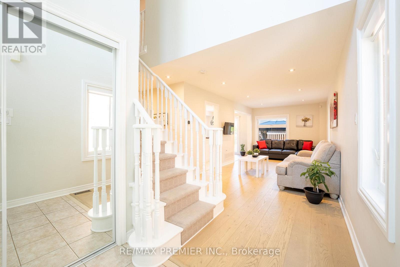 22 LAURA SABRINA DRIVE - 4