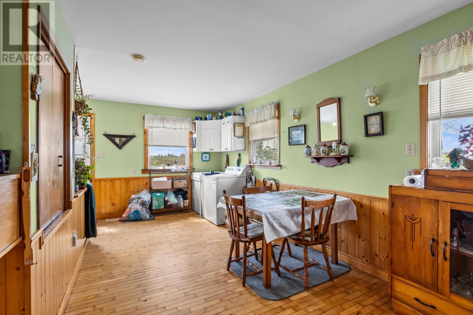 801 Winsloe Road - 10
