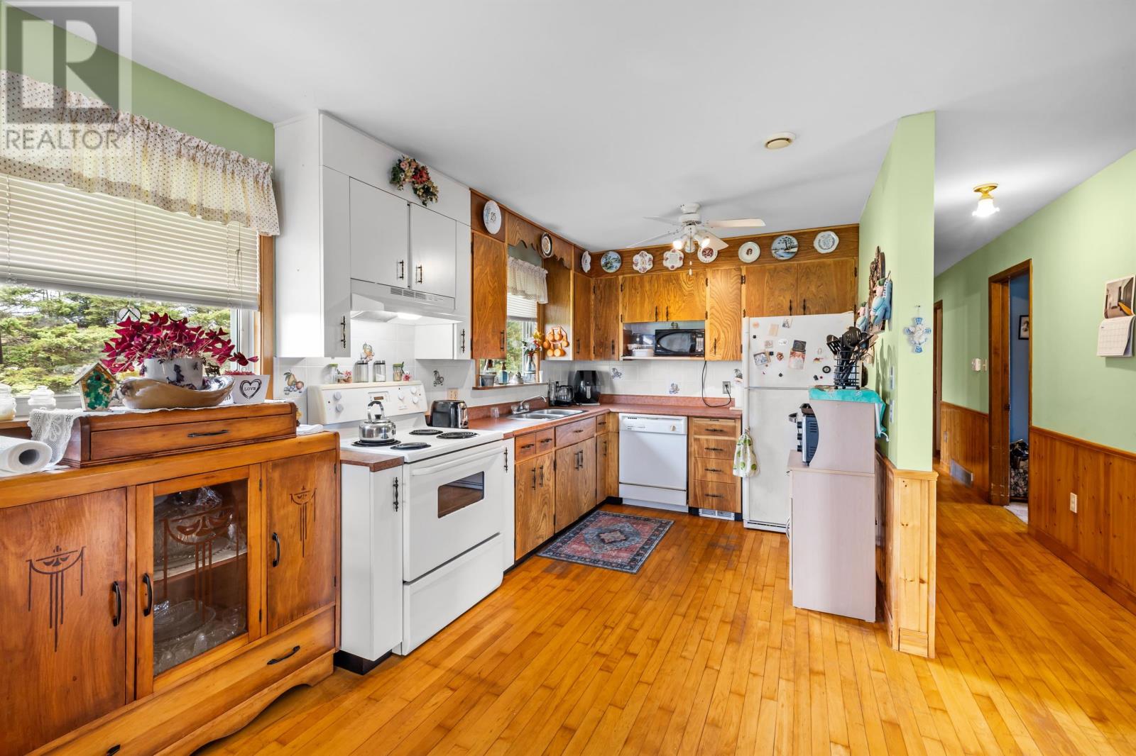 801 Winsloe Road - 11
