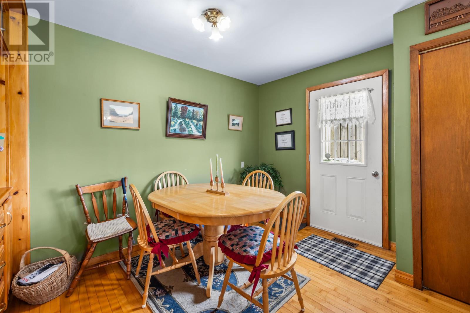801 Winsloe Road - 12