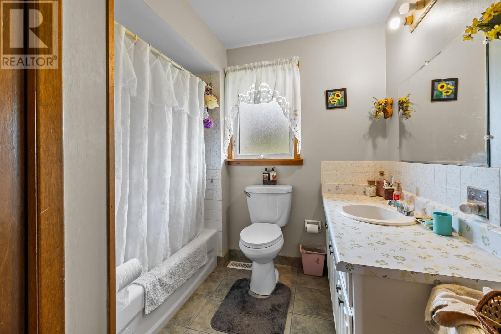801 Winsloe Road - 19