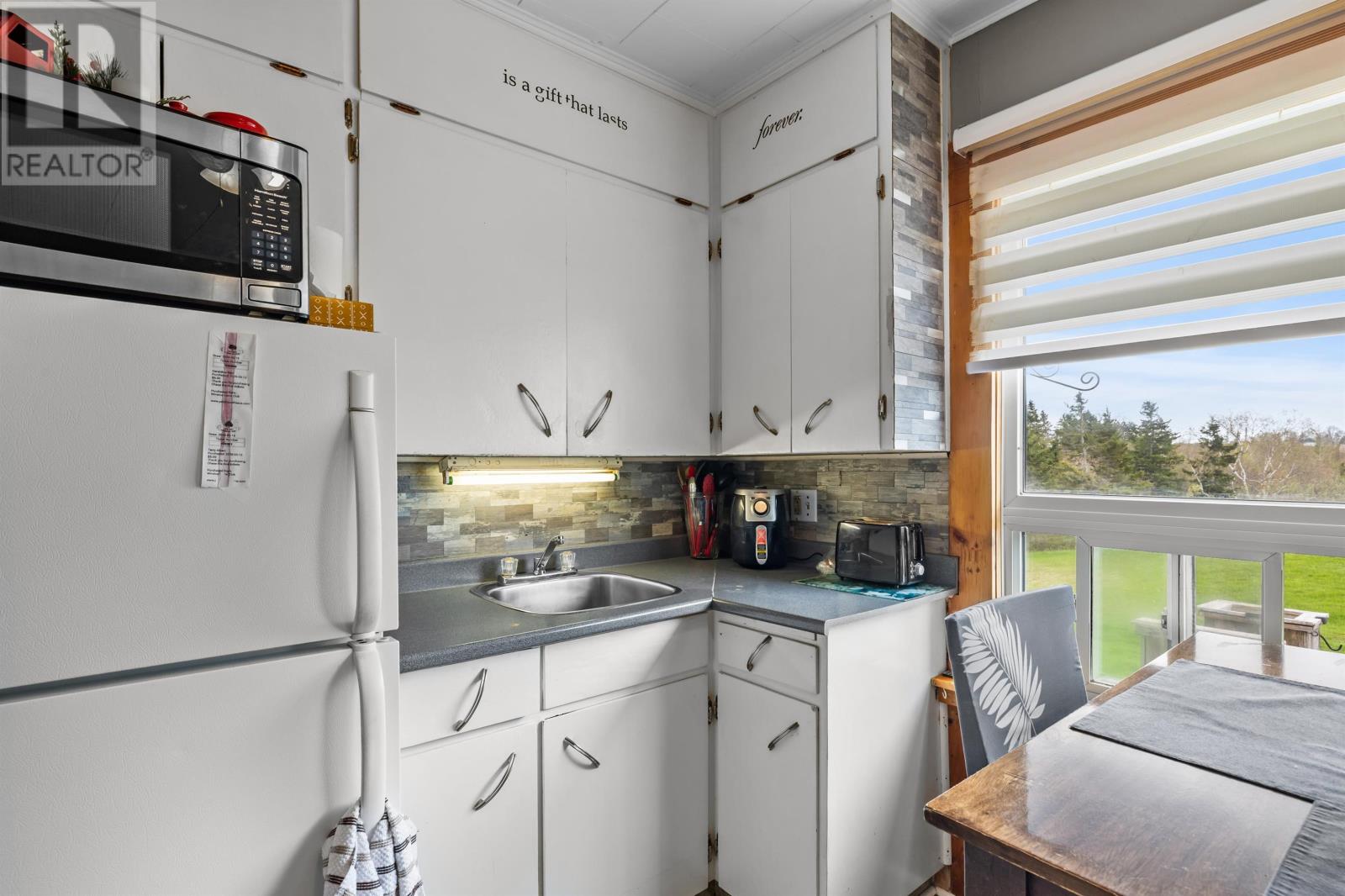801 Winsloe Road - 29