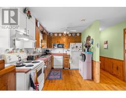 Bath (# pieces 1-6) - 801 Winsloe Road, Winsloe North, PE C1E2Y5 Photo 9