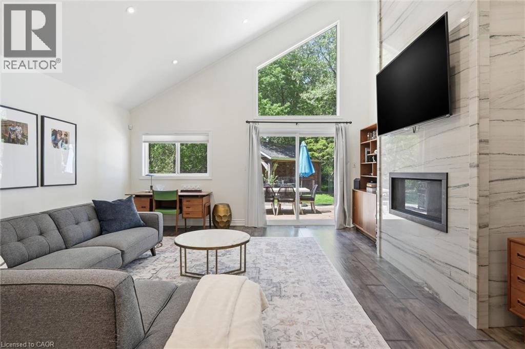 24 GLENWOOD Crescent - 27