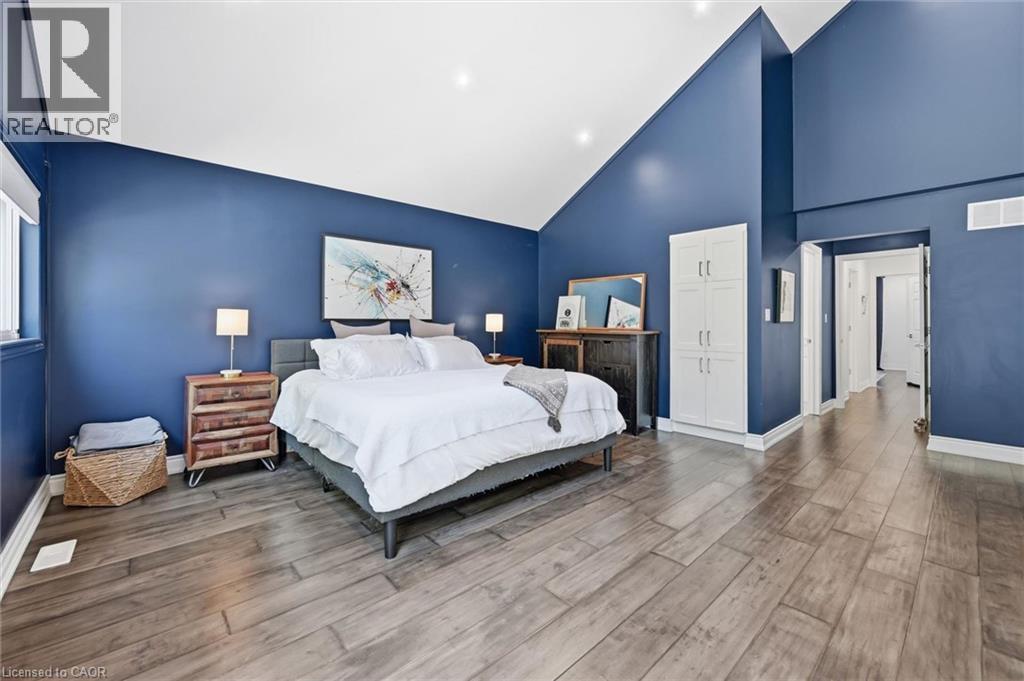 24 GLENWOOD Crescent - 18