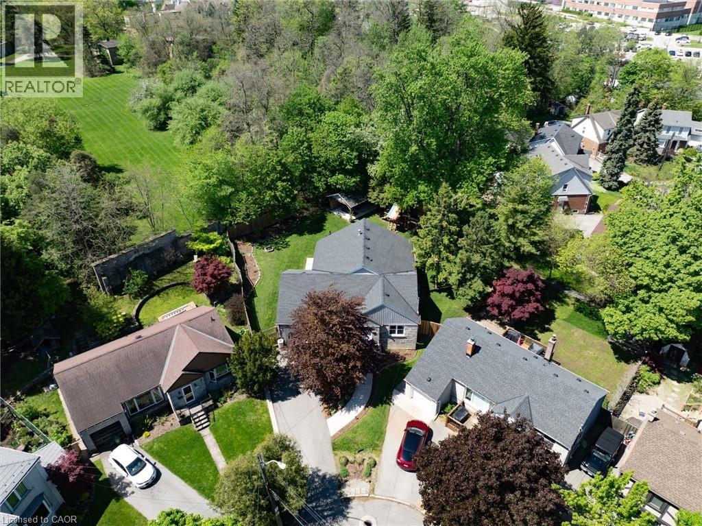 24 GLENWOOD Crescent - 47