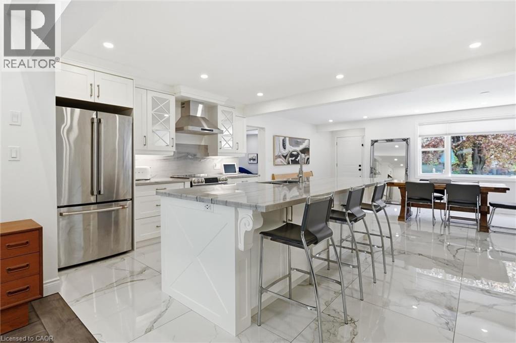 24 GLENWOOD Crescent - 12