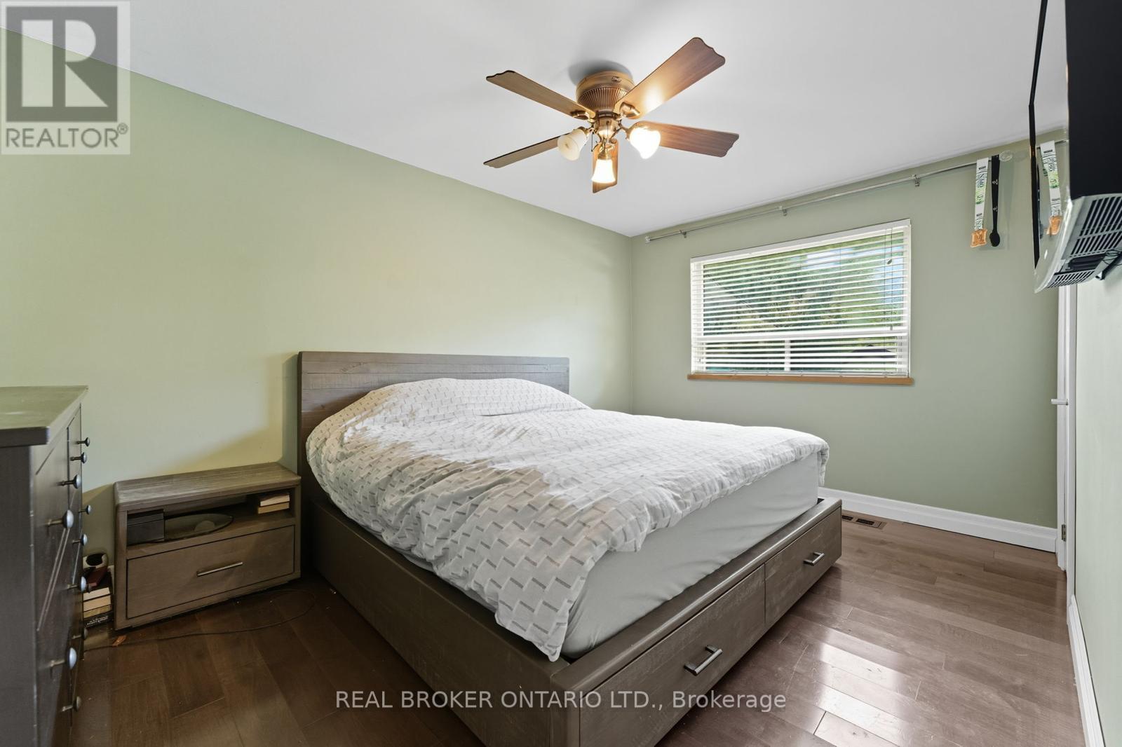 1314 FISHER AVENUE - 11
