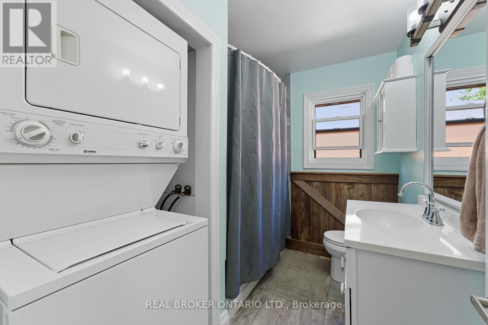 1314 FISHER AVENUE - 12