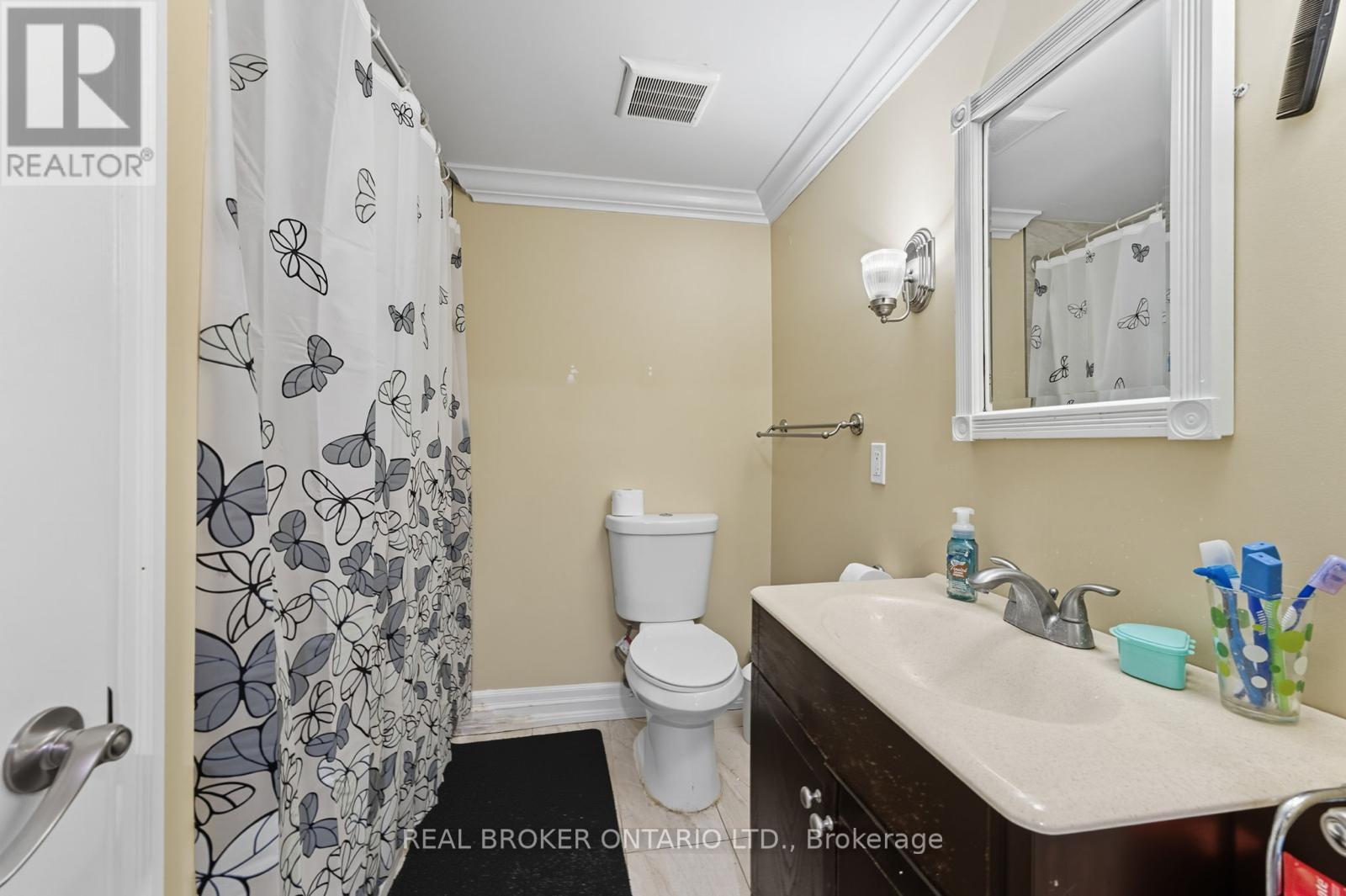 1314 FISHER AVENUE - 22
