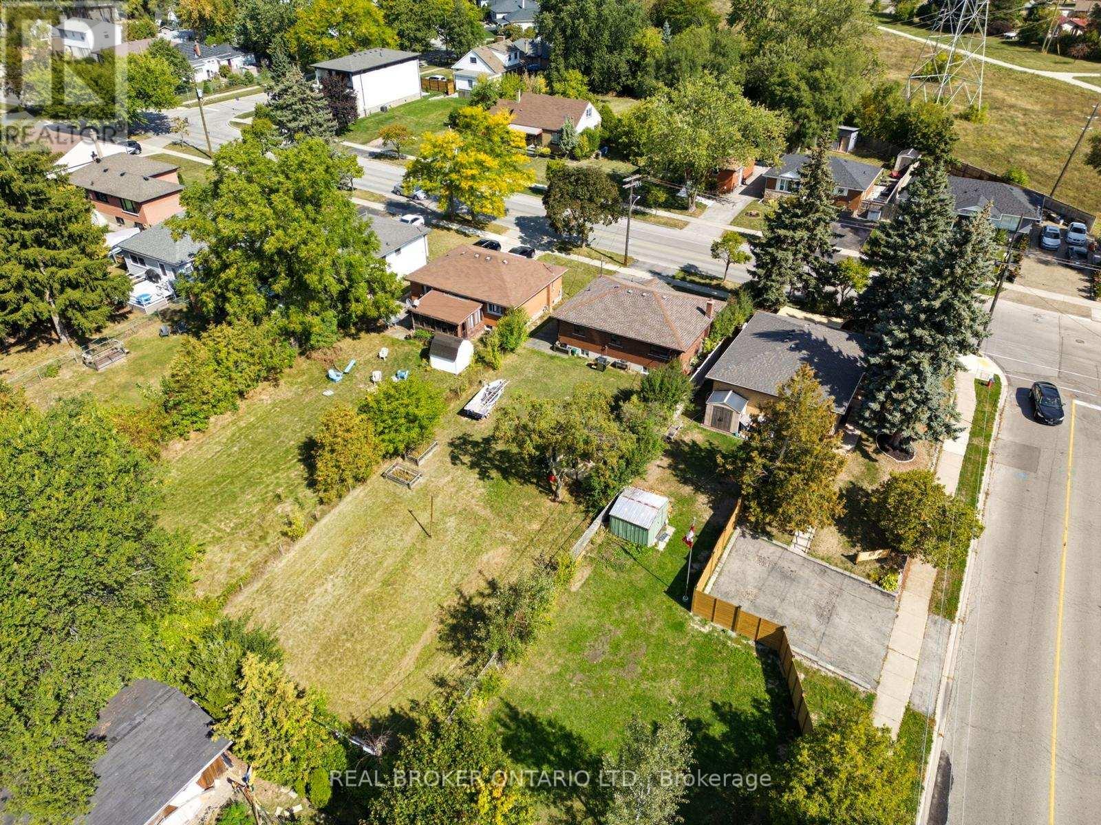 1314 FISHER AVENUE - 28