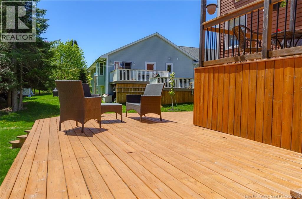 24 Leah Boulevard - 44