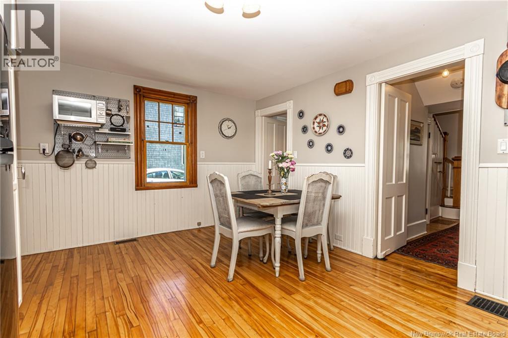 189 University Avenue - 15
