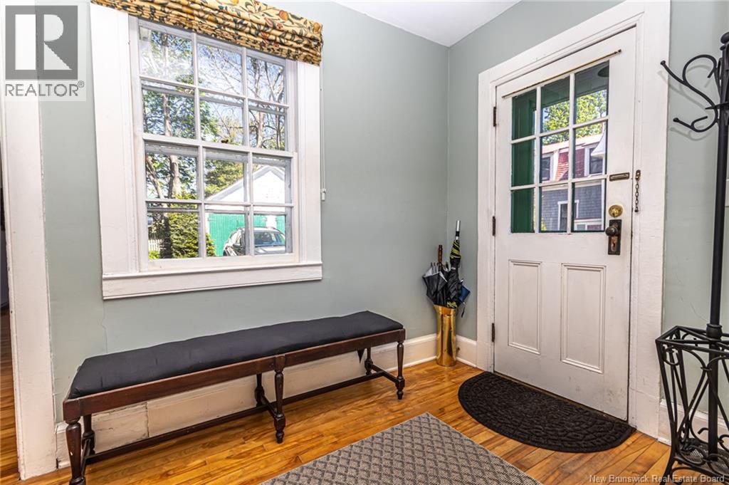 189 University Avenue - 17