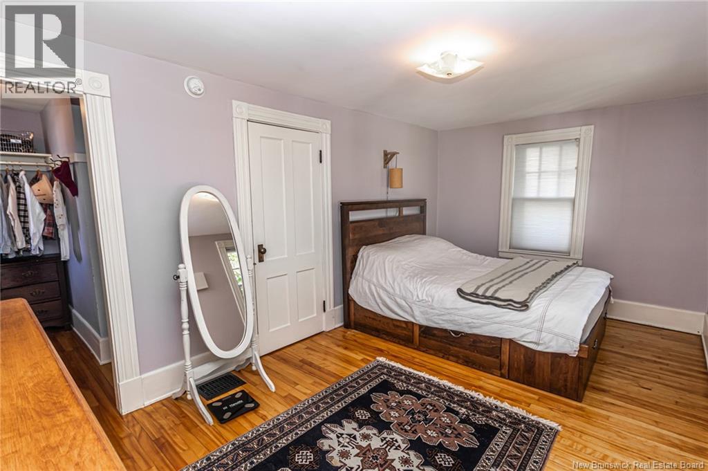 189 University Avenue - 38