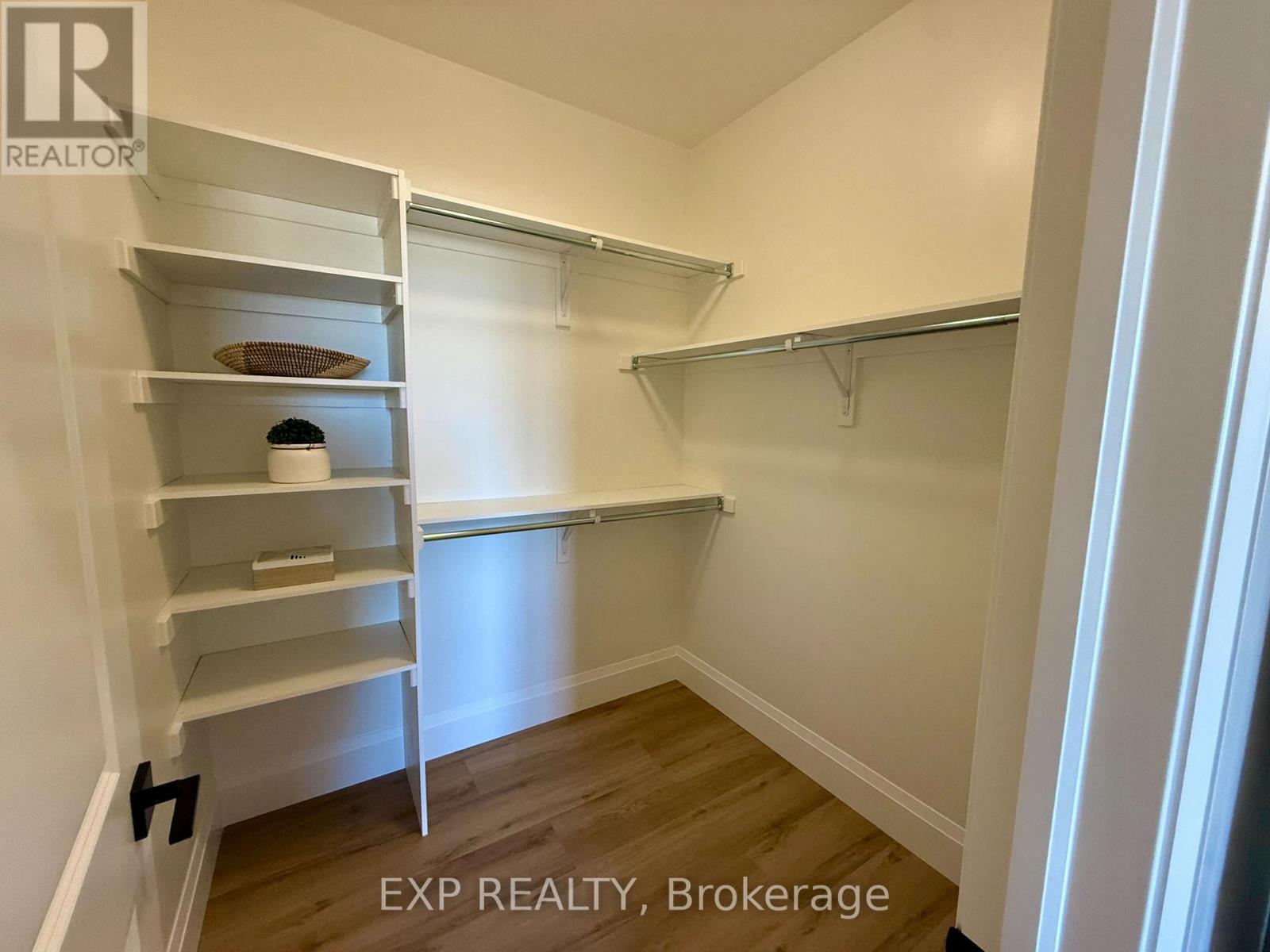 99 BEDELL DRIVE - 22