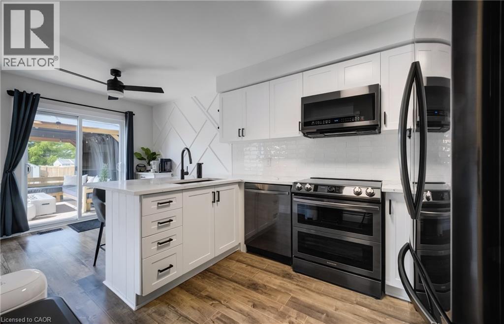 244 HILLTOP Drive - 15