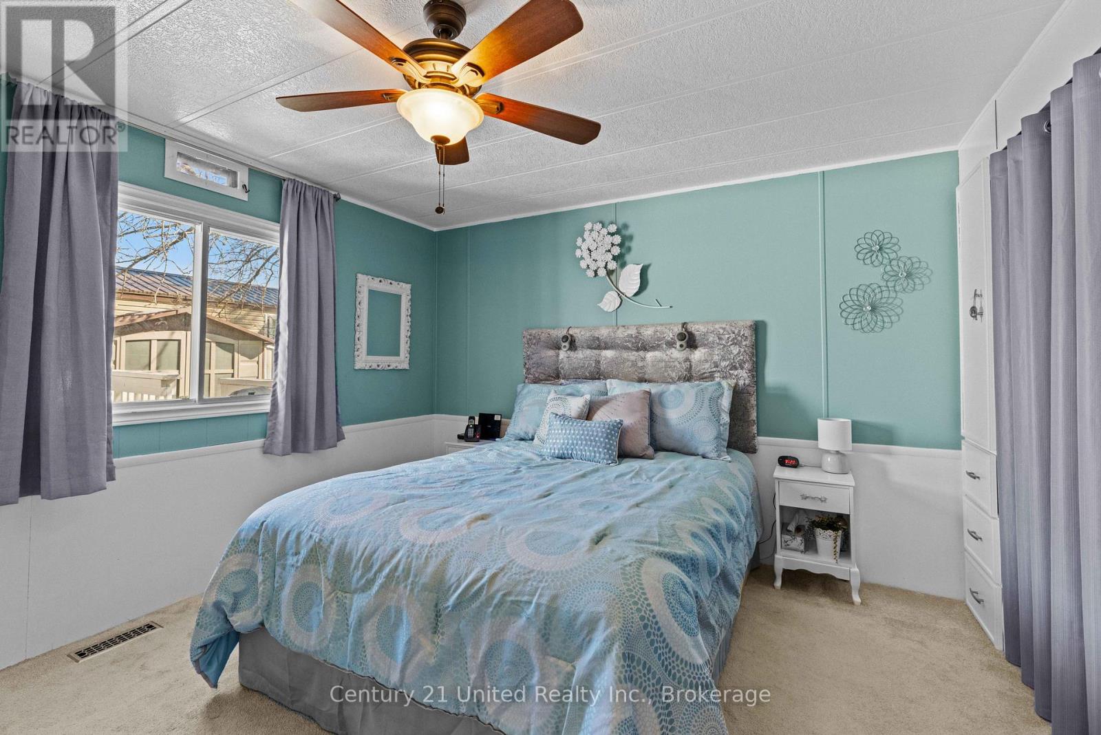 5 HILLCREST DRIVE - 21
