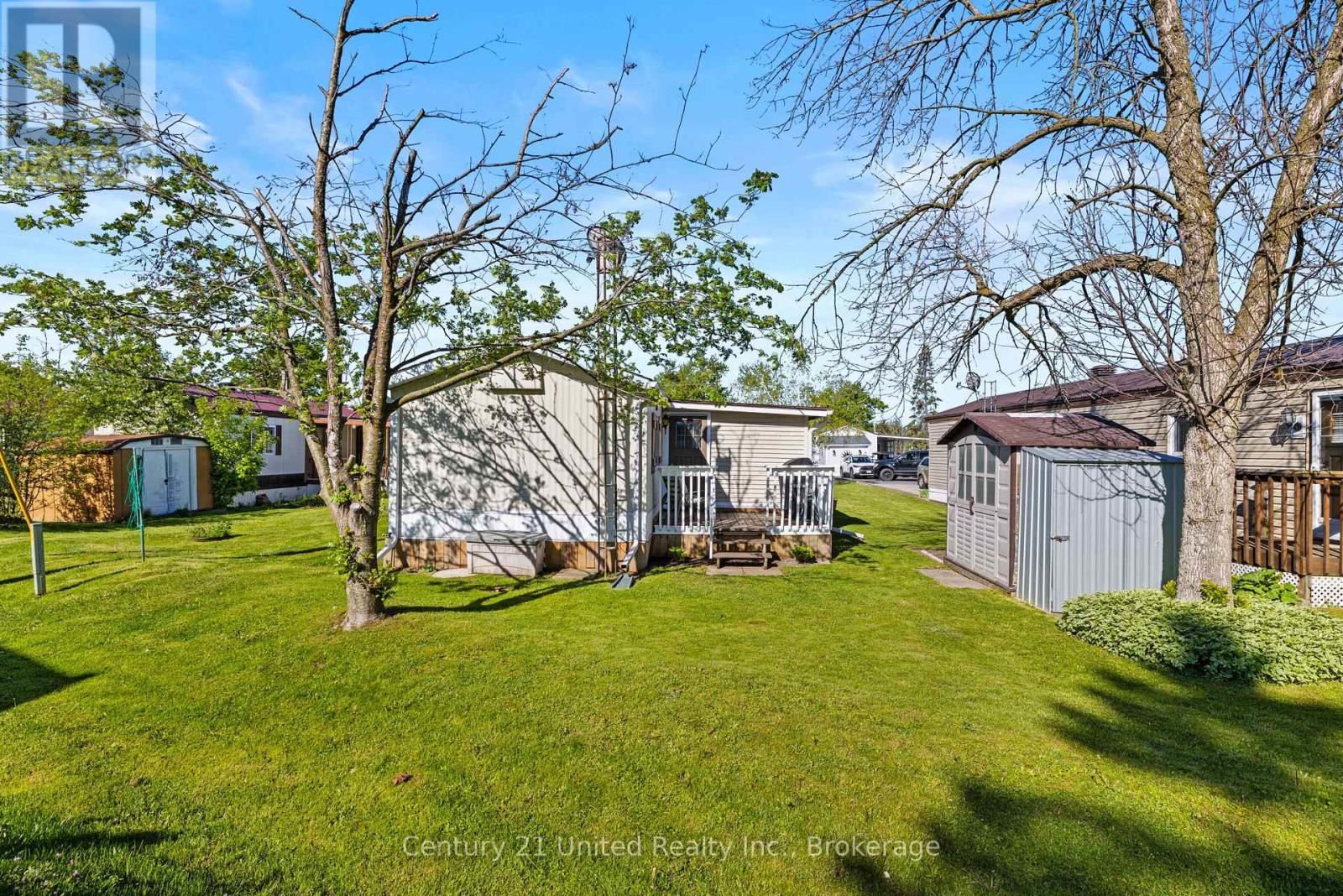 5 HILLCREST DRIVE - 26