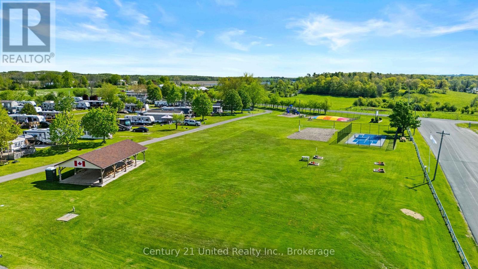 5 HILLCREST DRIVE - 32