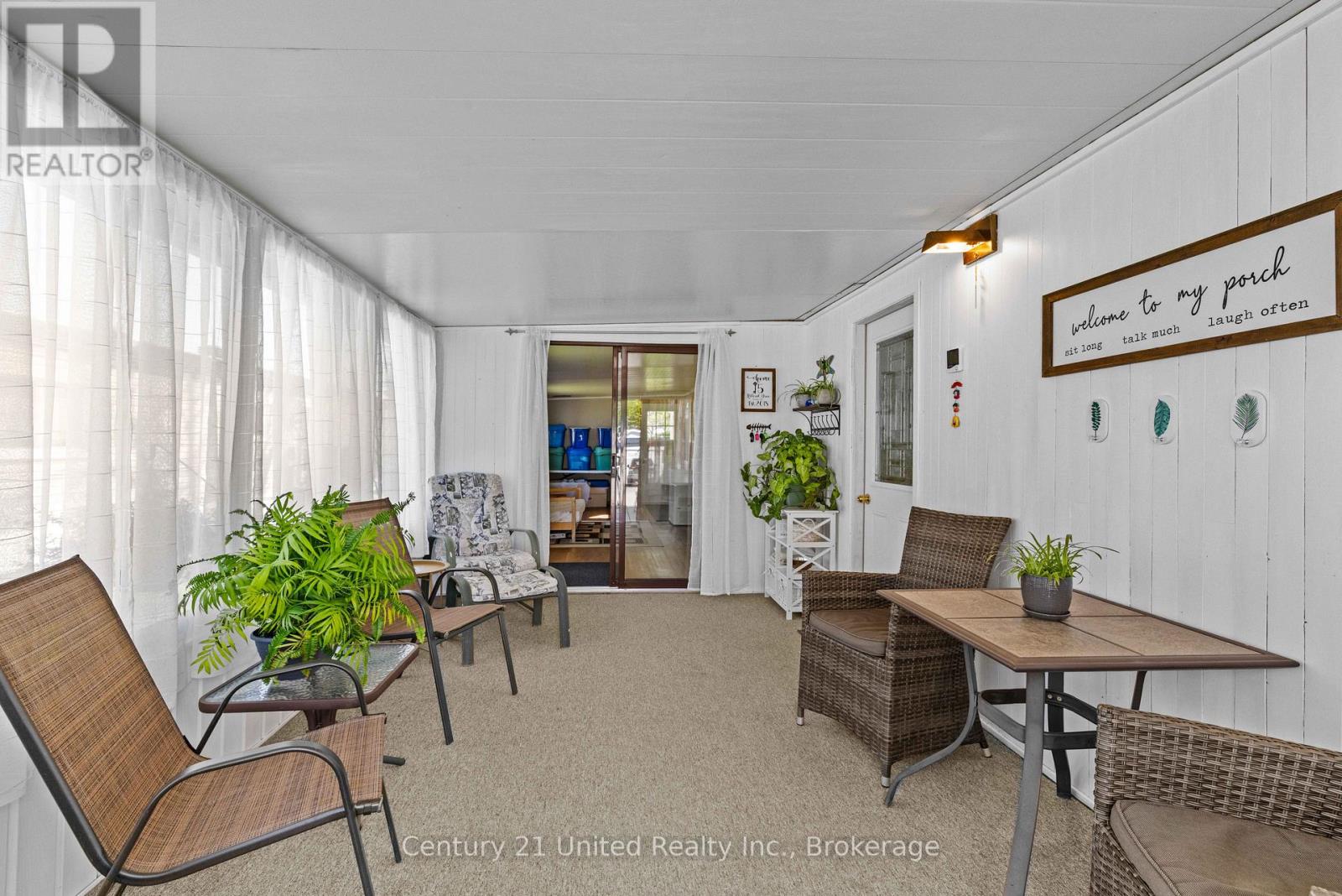 5 HILLCREST DRIVE - 5