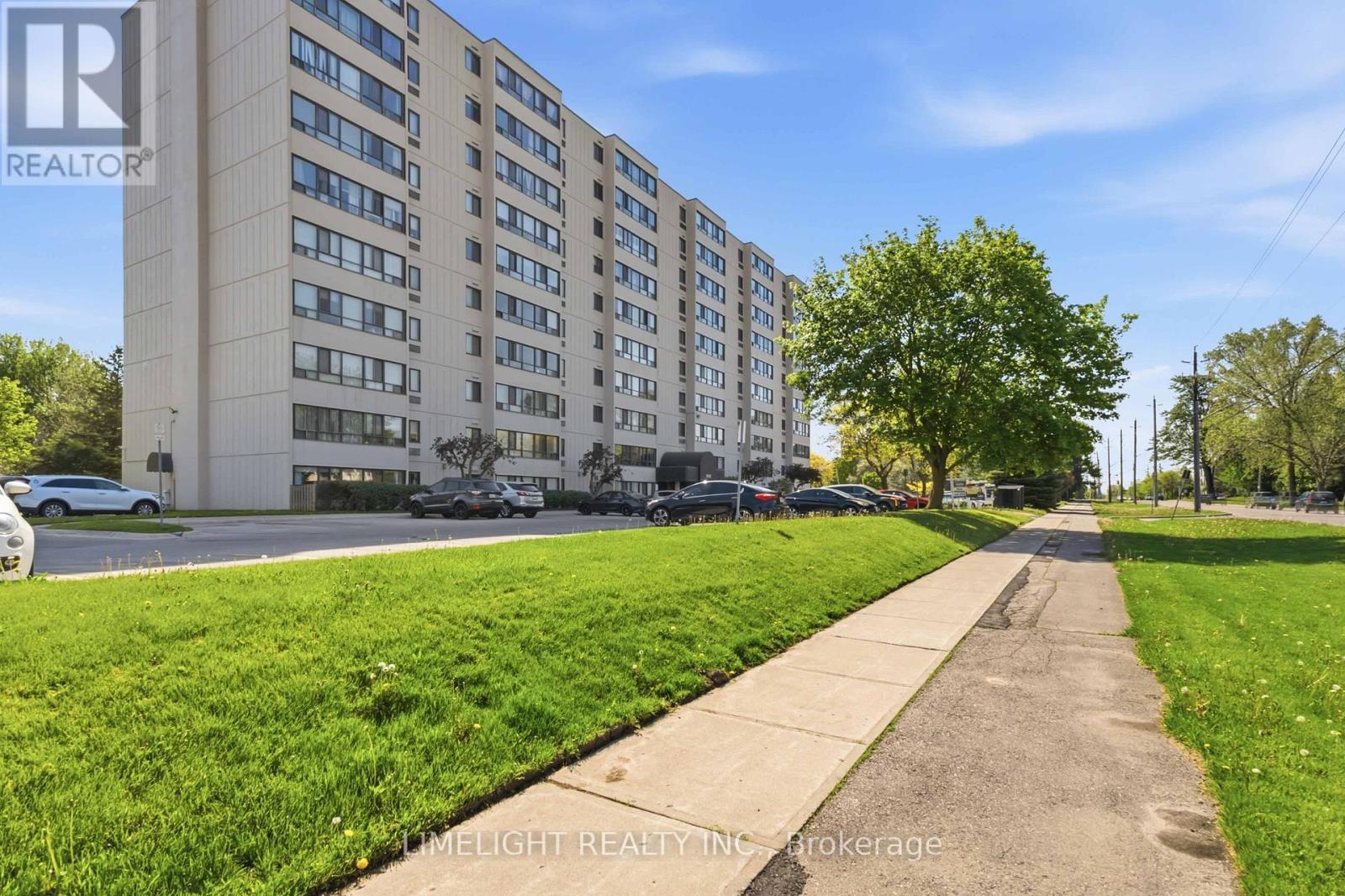 #210 1600 ADELAIDE STREET N - 2