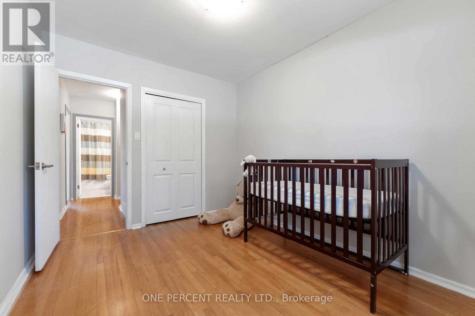 UNIT A AND UNIT B - 933 KINCAID COURT - 18