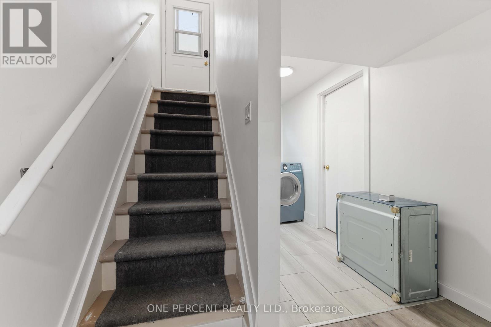UNIT A AND UNIT B - 933 KINCAID COURT - 21