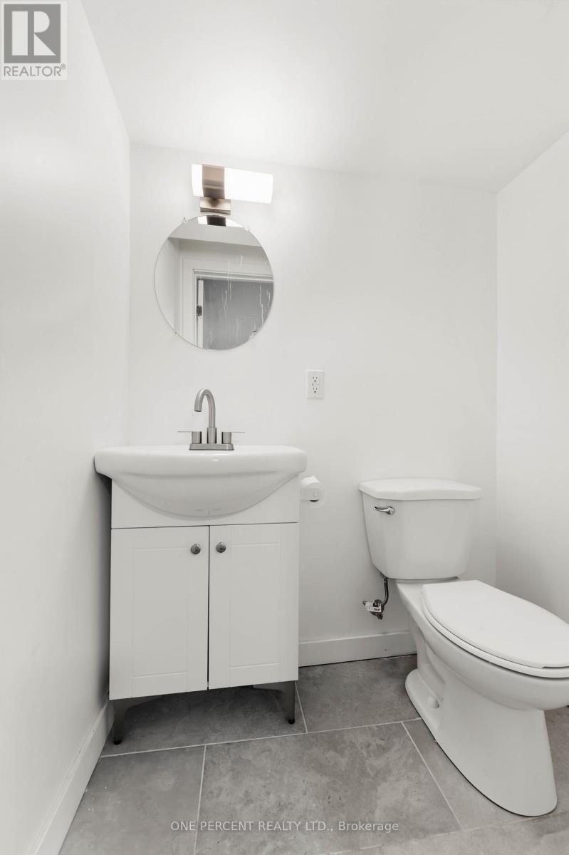 UNIT A AND UNIT B - 933 KINCAID COURT - 30