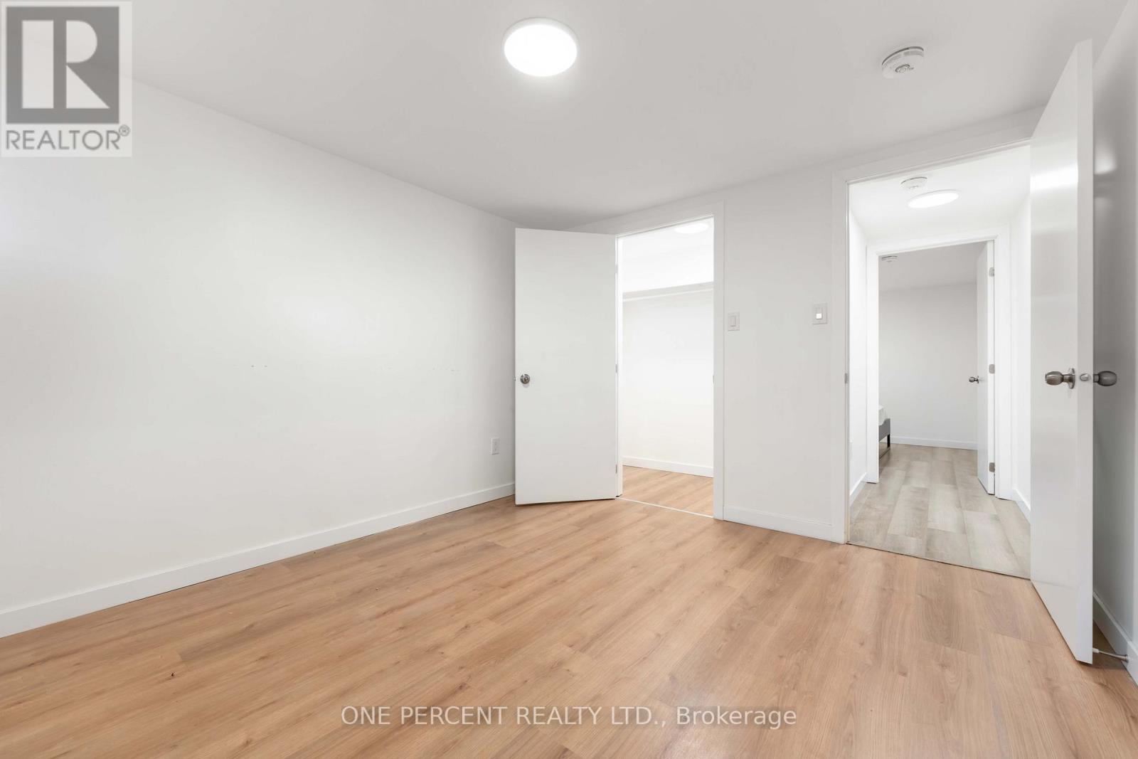 UNIT A AND UNIT B - 933 KINCAID COURT - 36